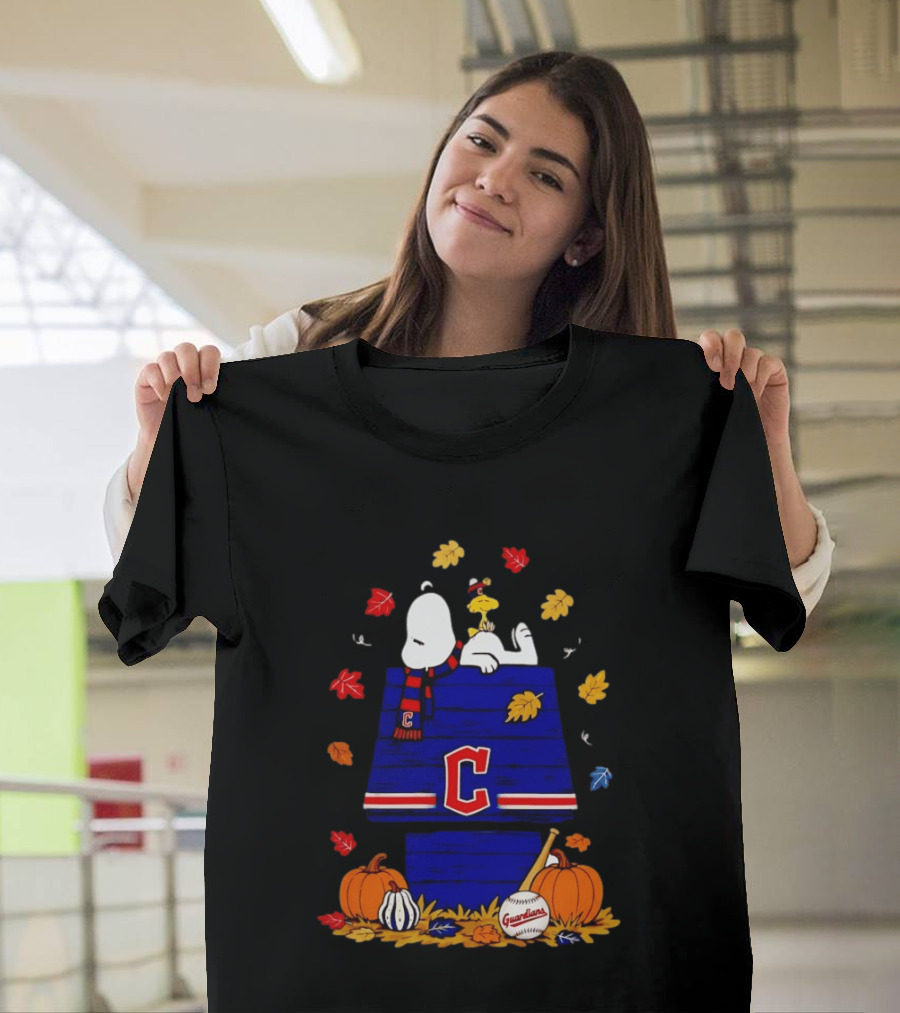 Snoopy Woodstock Cleveland Guardians Fall Baseball Pumpkins Autumn Leaves T-Shirt