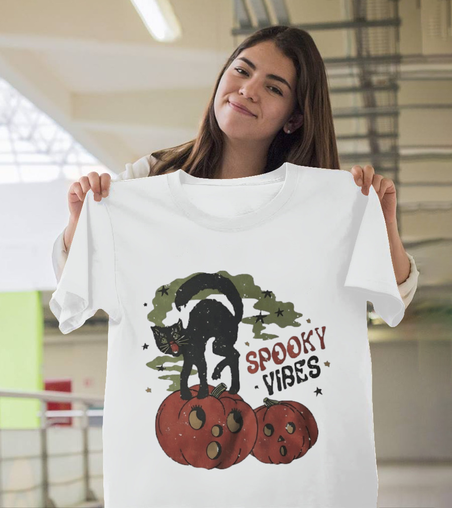 Spooky Vibes Black Cat Pumpkins Halloween Cartoon Stars T-Shirt