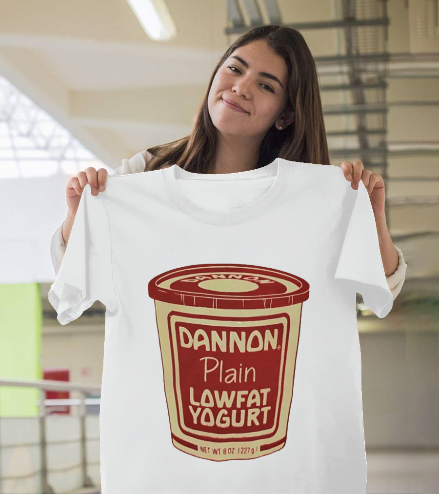 Dannon Plain Lowfat Yogurt 8oz 227g 1980s T-Shirt
