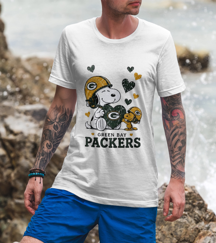Green Bay Packers Snoopy Love Laughter Peanuts Hearts T-Shirt