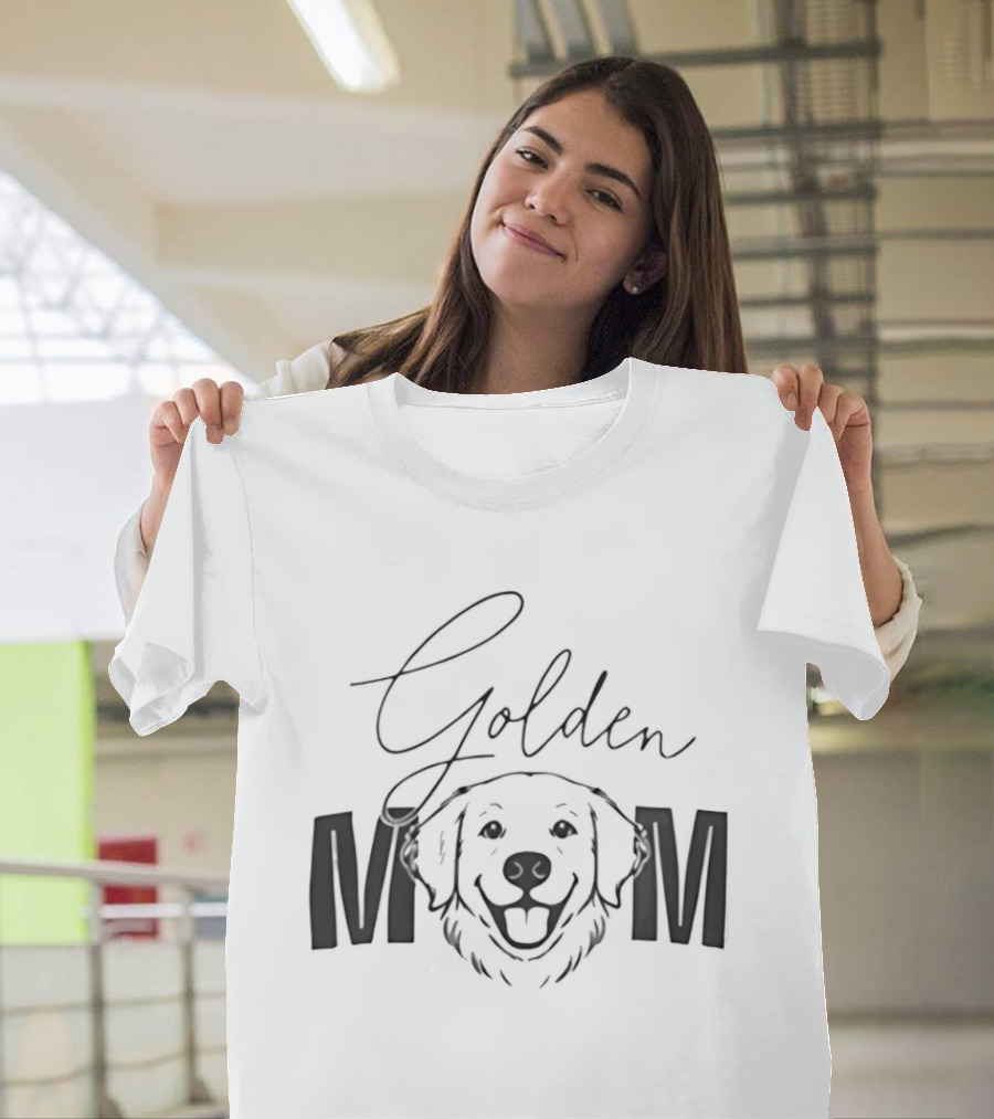 Golden Retriever Dog Mom T-Shirt