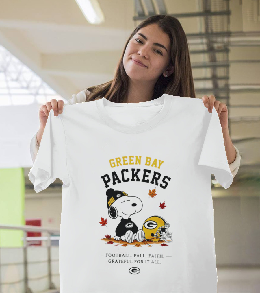 Green Bay Packers Snoopy Football Fall Faith Grateful For It All T-Shirt