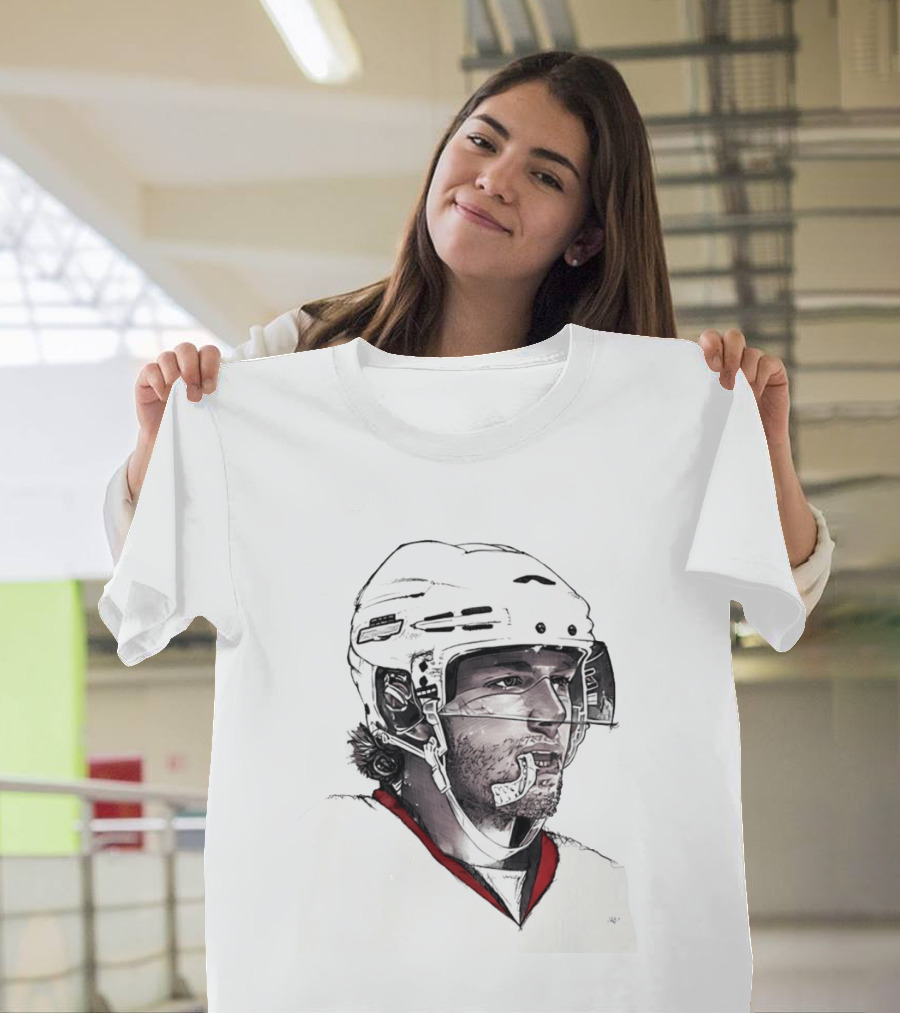 Patrick Kane Chicago Blackhawks 88 Hockey Helmet Sketch T-Shirt