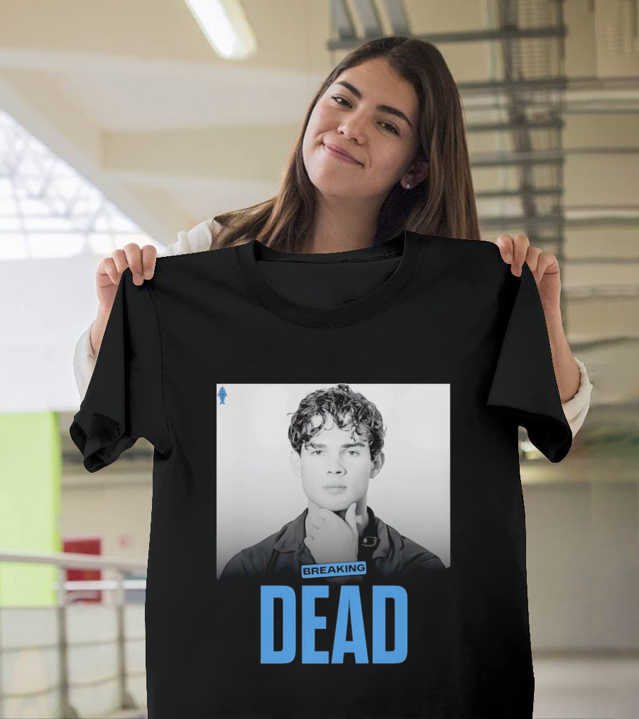 Breaking Dead Man Hand On Chin T-Shirt