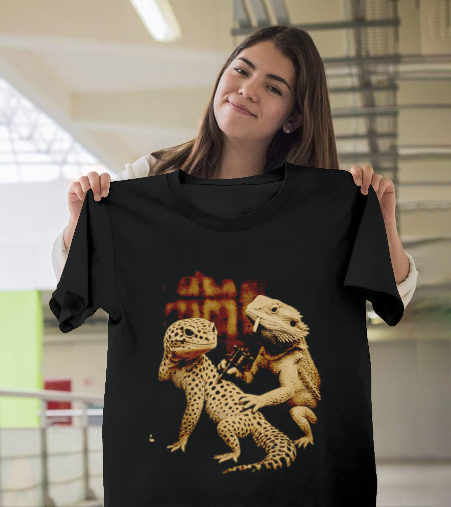 Leopard Gecko Tattoo By Bearded Dragon With Spray Paint Graffiti T-Shirt