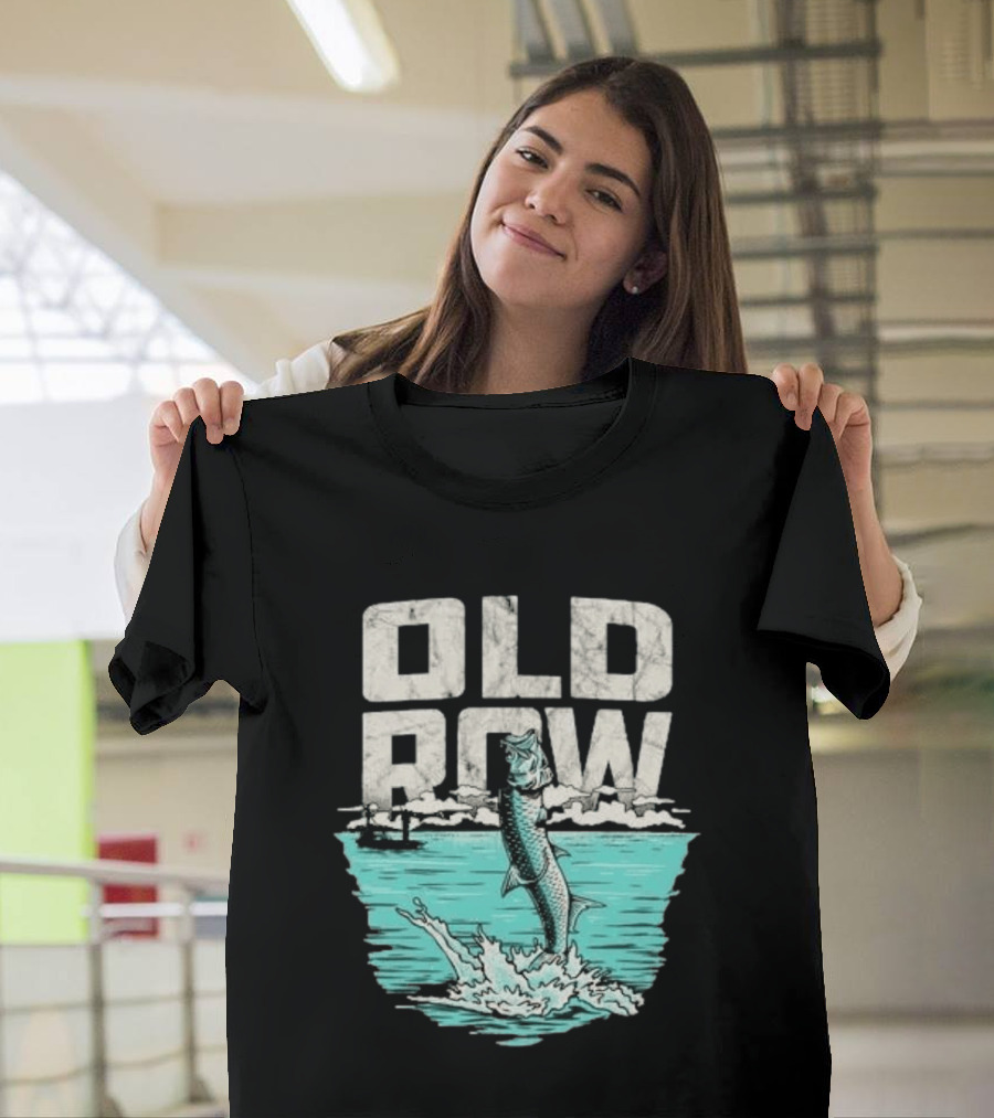 Old Row Tarpon Jumping Fishing Scene T-Shirt