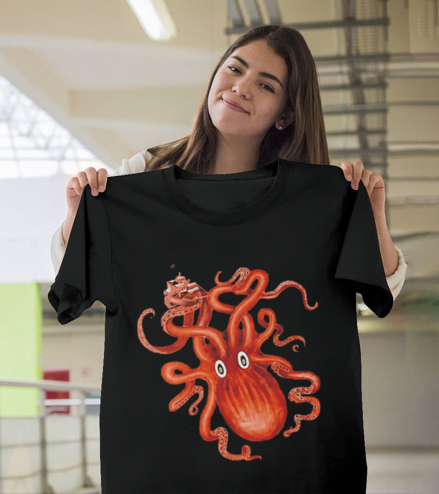 Kraken Vs Ship Nautical Adventure Monster T-Shirt