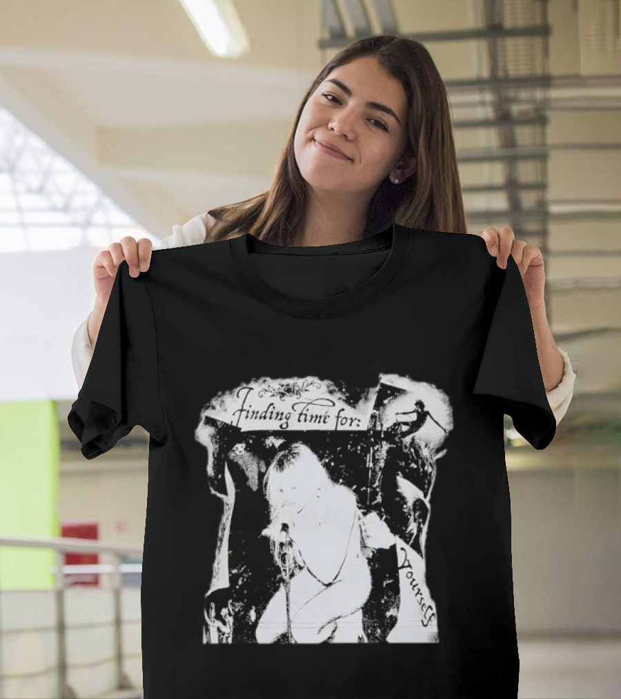 Finding Time For Yourself Singing Woman Retro Vibe T-Shirt