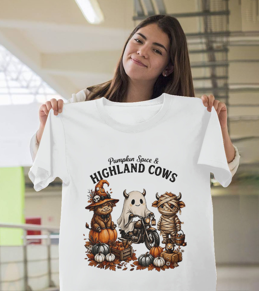 Pumpkin Spice And Highland Cows Halloween Fun T-Shirt