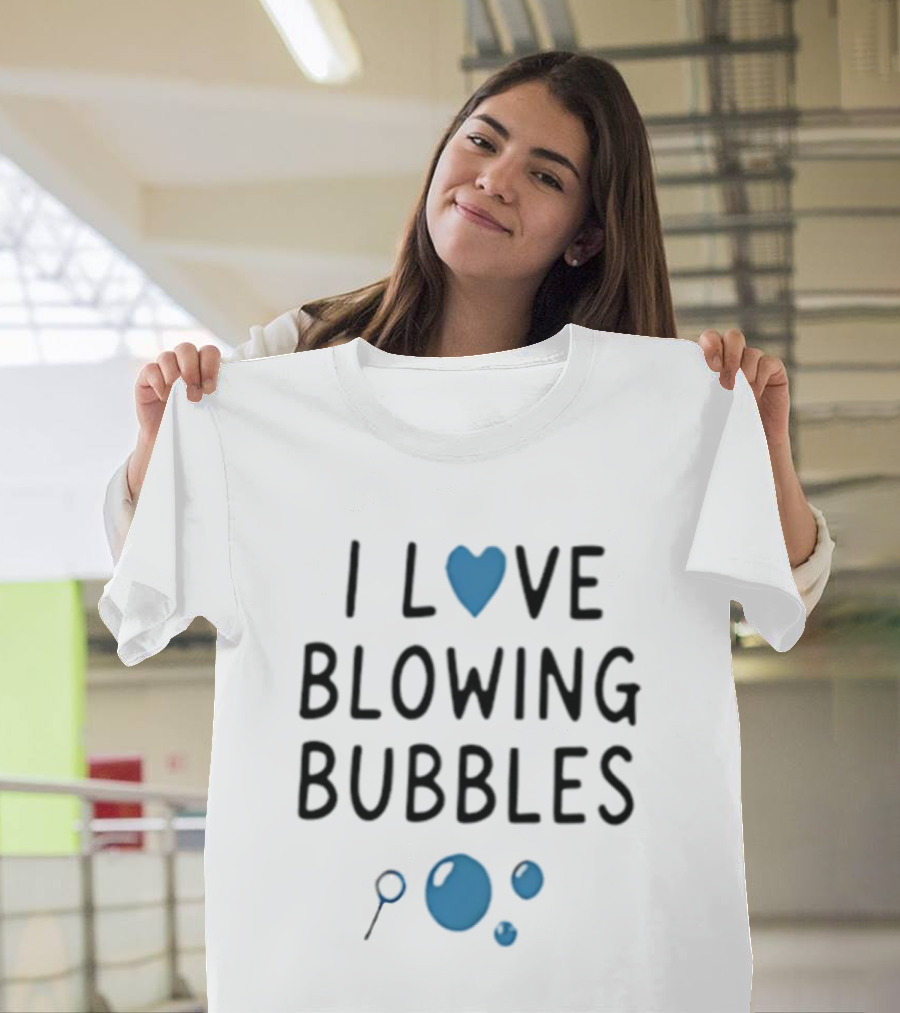 I Love Blowing Bubbles Heart Bubble Lover Magnifying Glass T-Shirt