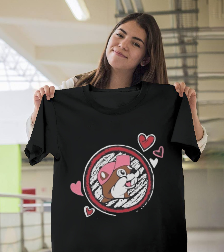 Buc Ee's Valentine's Beaver With Hearts And Cap T-Shirt