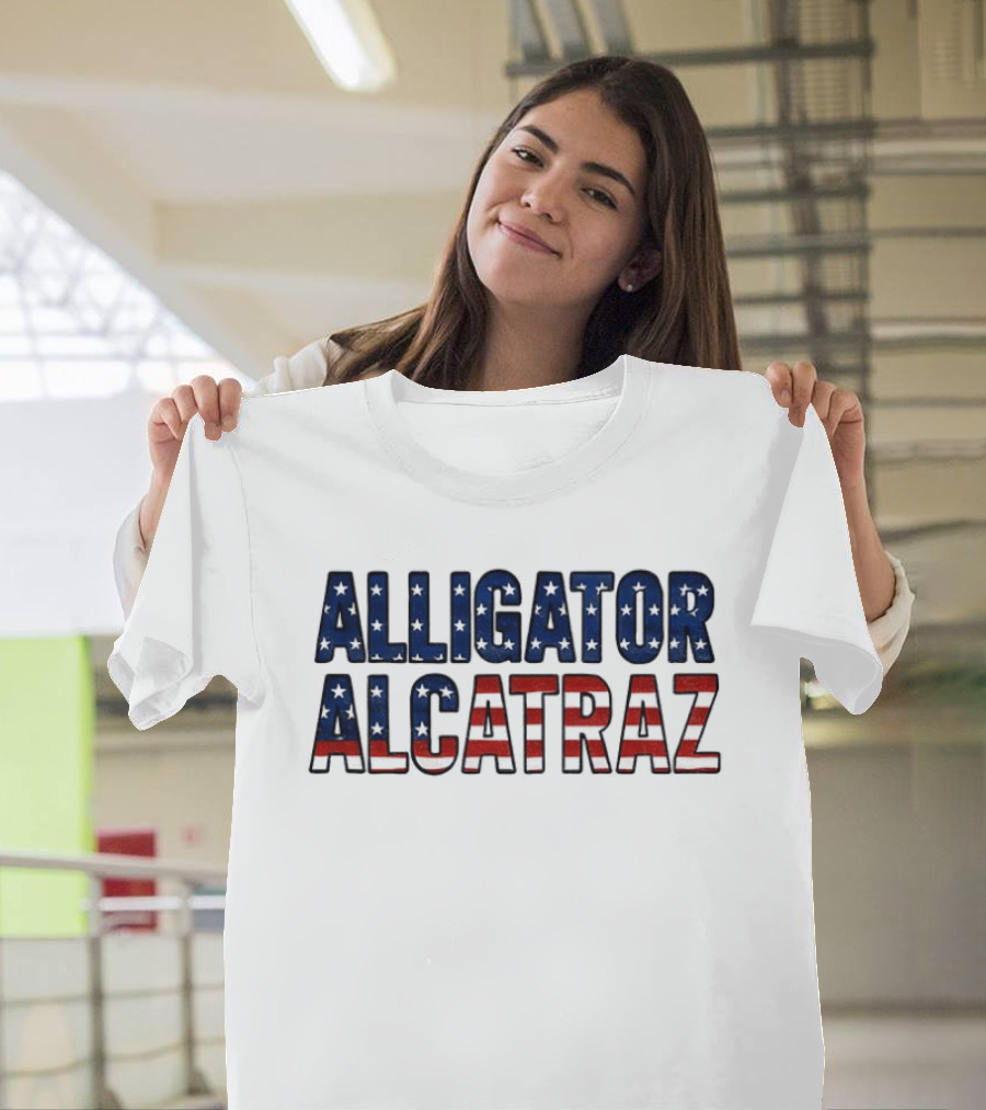 Alligator Alcatraz American Flag Patriotic Stars Stripes T-Shirt