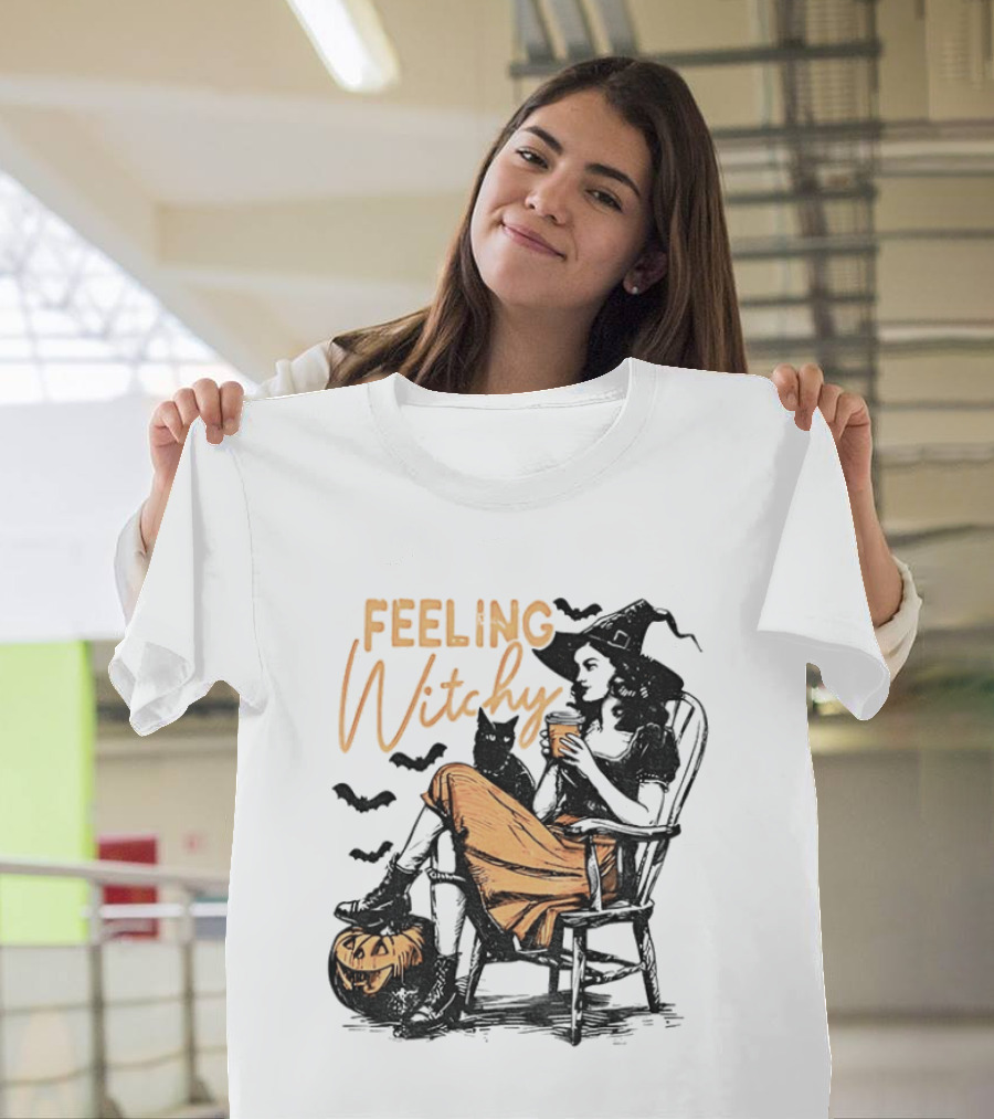 Feeling Witchy Witch With Pumpkin And Bats Halloween Vibes T-Shirt
