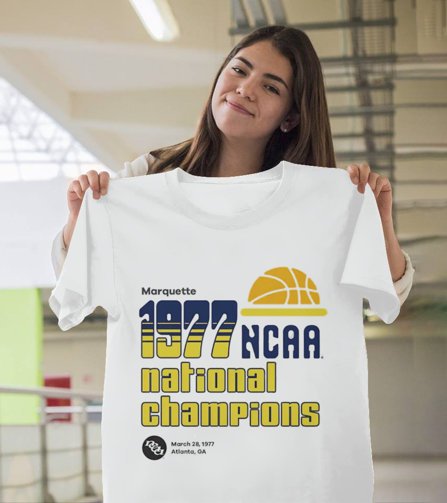 Marquette 1977 NCAA National Champions Basketball March 28_ASTRO_NY T-Shirt