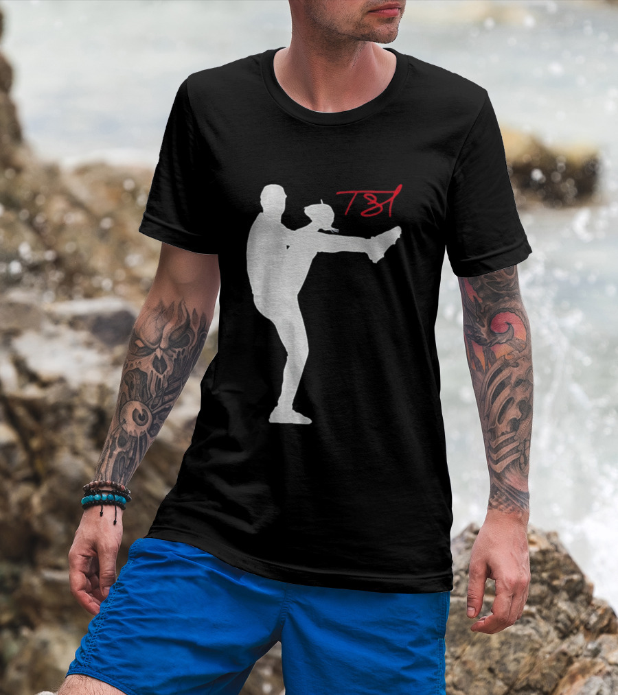 T61 Tarik Skubal Pitching Pose Los Angeles T-Shirt