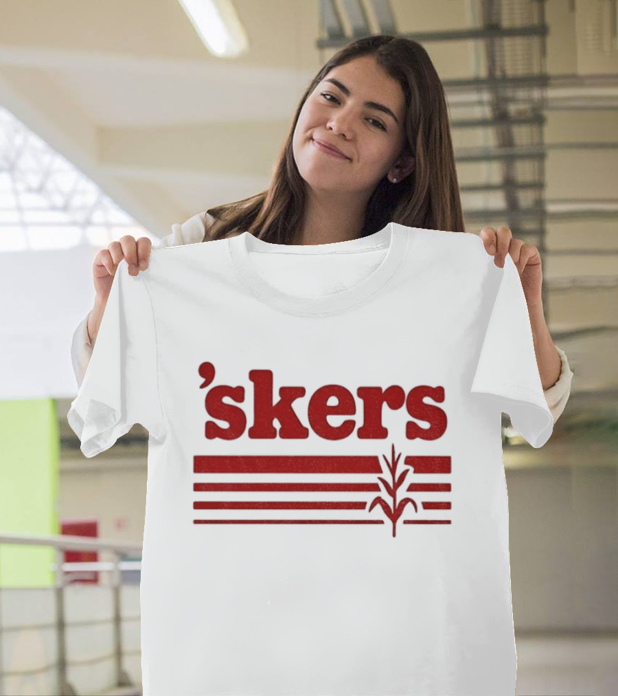 Skers Nebraska Cornhuskers Text Red Lines T-Shirt