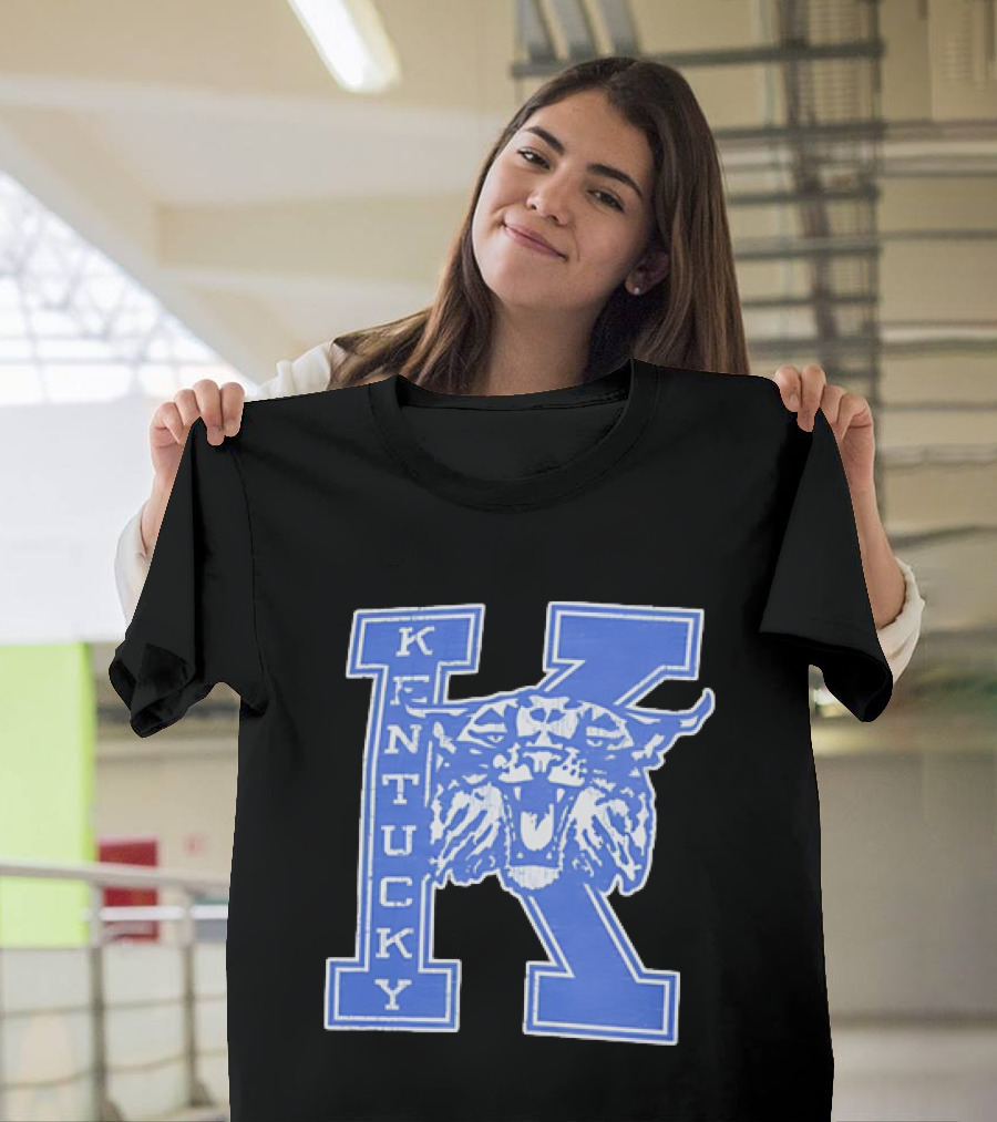 Kentucky Wildcats NCAA Distressed Block Letter K Wildcats Head T-Shirt