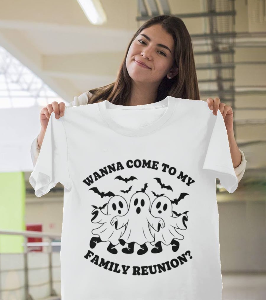 Wanna Come To My Family Reunion Ghost Halloween Bats T-Shirt