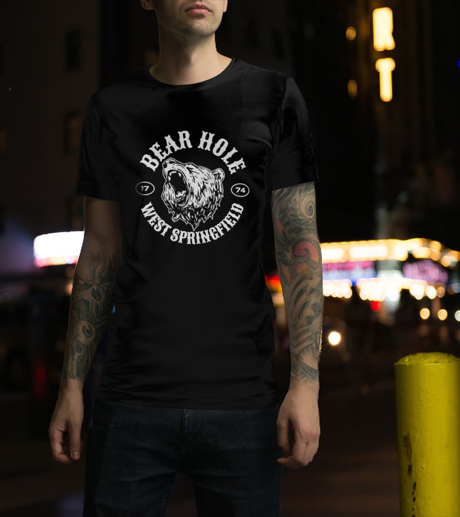 Bear Hole West Springfield 1774 Roaring Bear Head T-Shirt