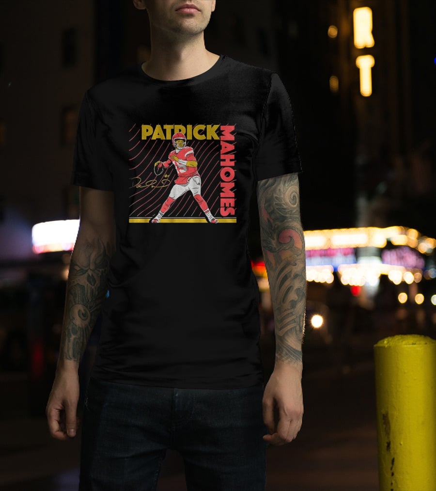 Patrick Mahomes Kansas City Chiefs Football Player Signature T-Shirt