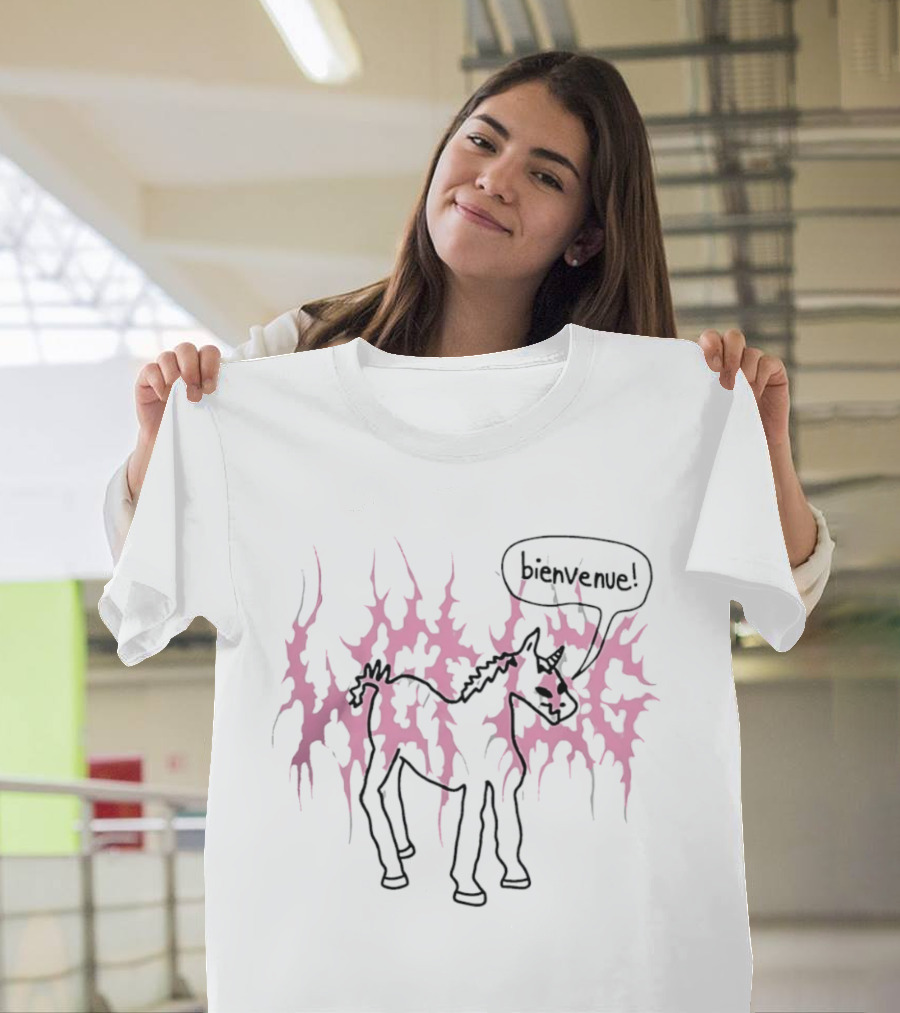 Bienvenue Cartoon Horned Unicorn Pink Flames T-Shirt