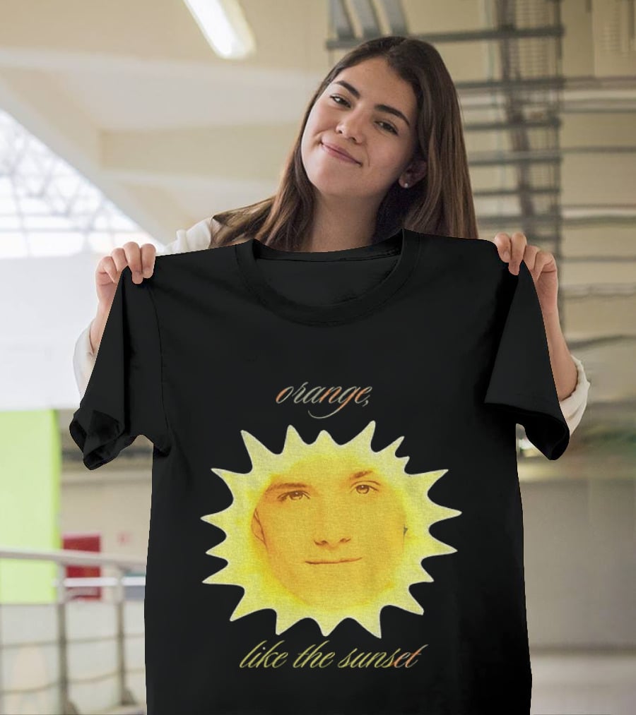 Orange Like The Sunset Face In Sun Design Peeta T-Shirt