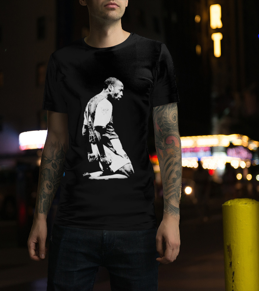 Lindsey Heaps Thierry Henry Football Soccer Arsenal T-Shirt