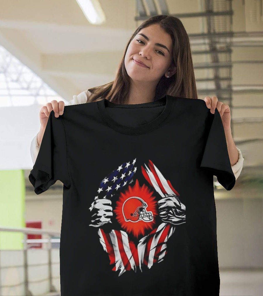 Cleveland Browns Super Man Skull Cap Backwards American Flag Ripped T-Shirt