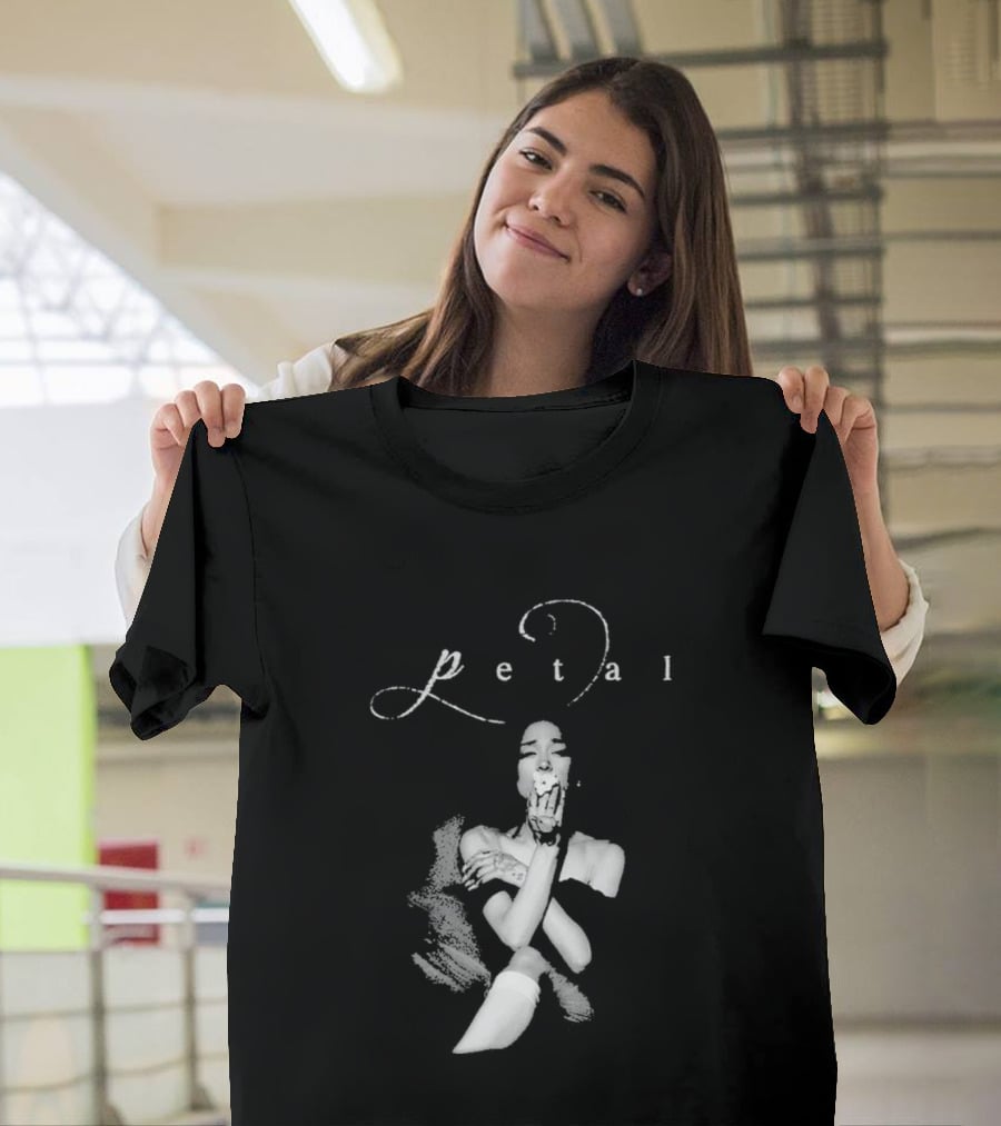 Petal Script Ariana Grande T-Shirt