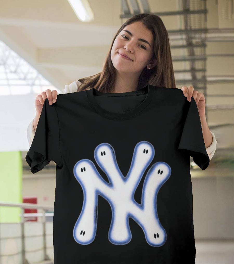 NY Yankees Wash Ghost Airbrush Logo Ghostly NY Yankees T-Shirt