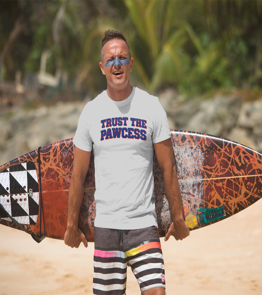 Trust The Pawcess Blue Red Arched 3D Wood Grain T-Shirt