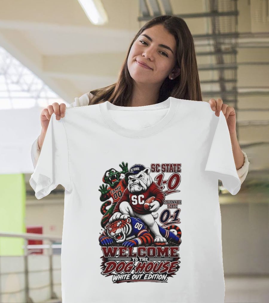 South Carolina State Bulldogs 1 0 Welcome To The Dog House White Out Edition Cartoon Tackling Tiger Savannah State 0 1 FAMU 00 T-Shirt