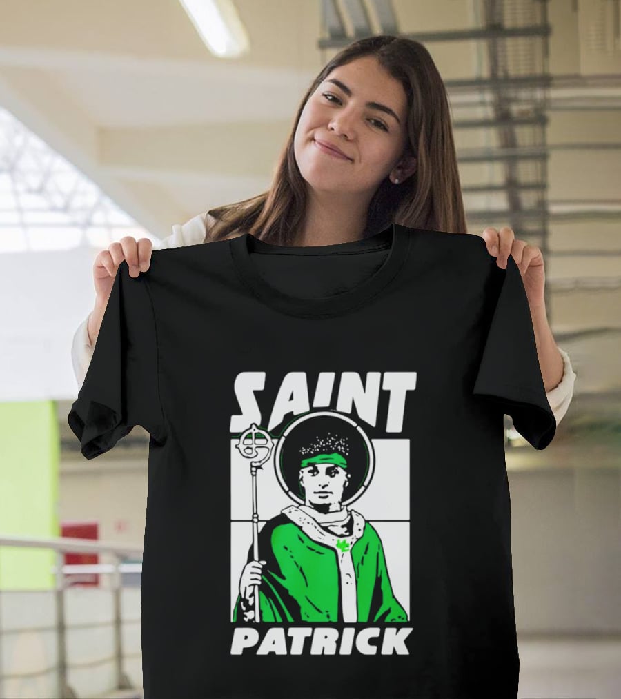 Saint Patrick Mahomes Kansas City Chiefs Iconic Green Halo And Staff T-Shirt