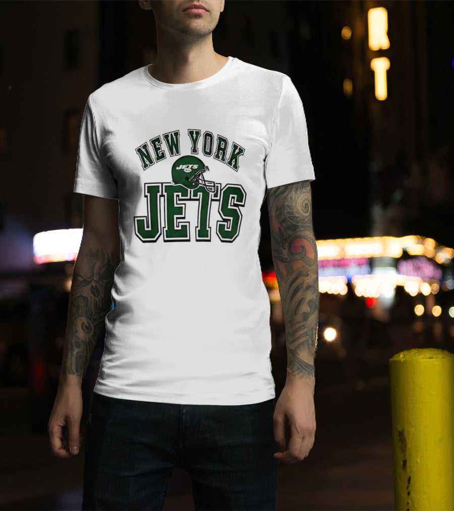 New York Jets Everyone Es Women's Sports Football Helmet T-Shirt