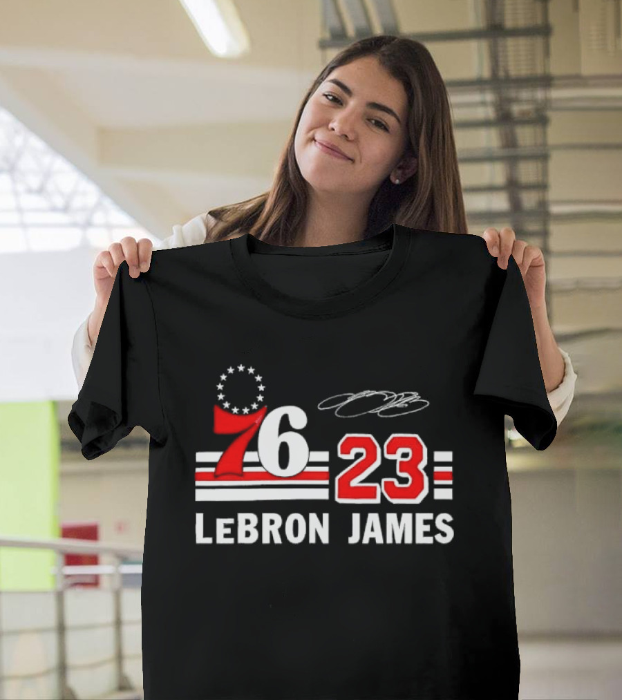 Philadelphia 76 23 Lebron James Red White Stripes Distressed T-Shirt