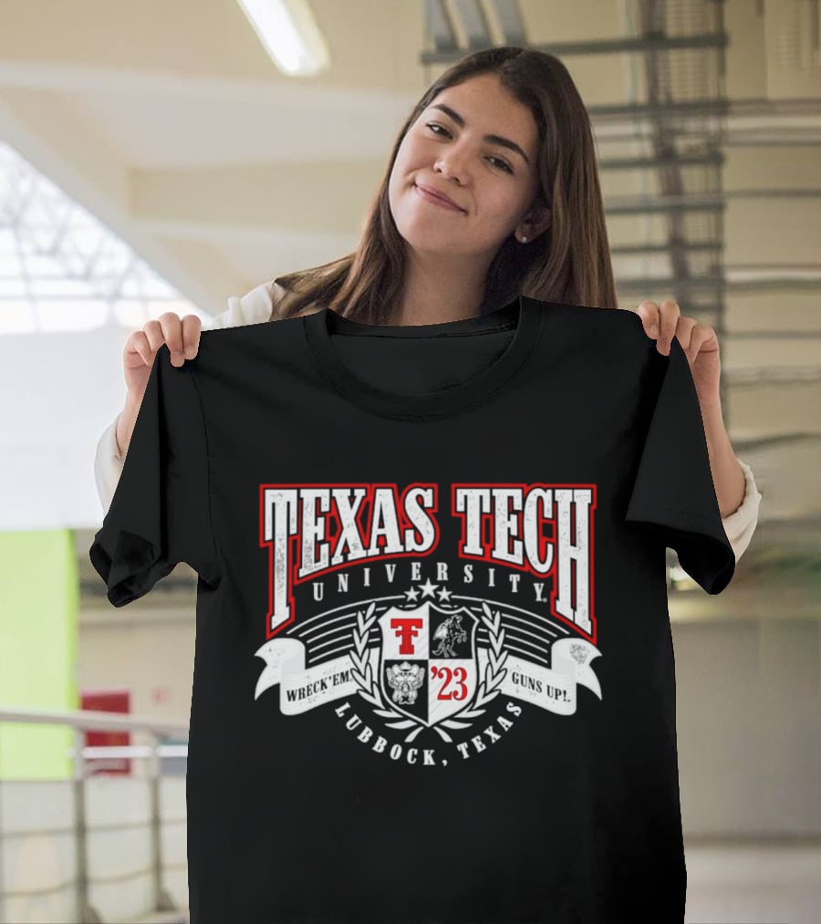 Texas Tech University Red Raiders Crest Lubbock Texas '23 T-Shirt