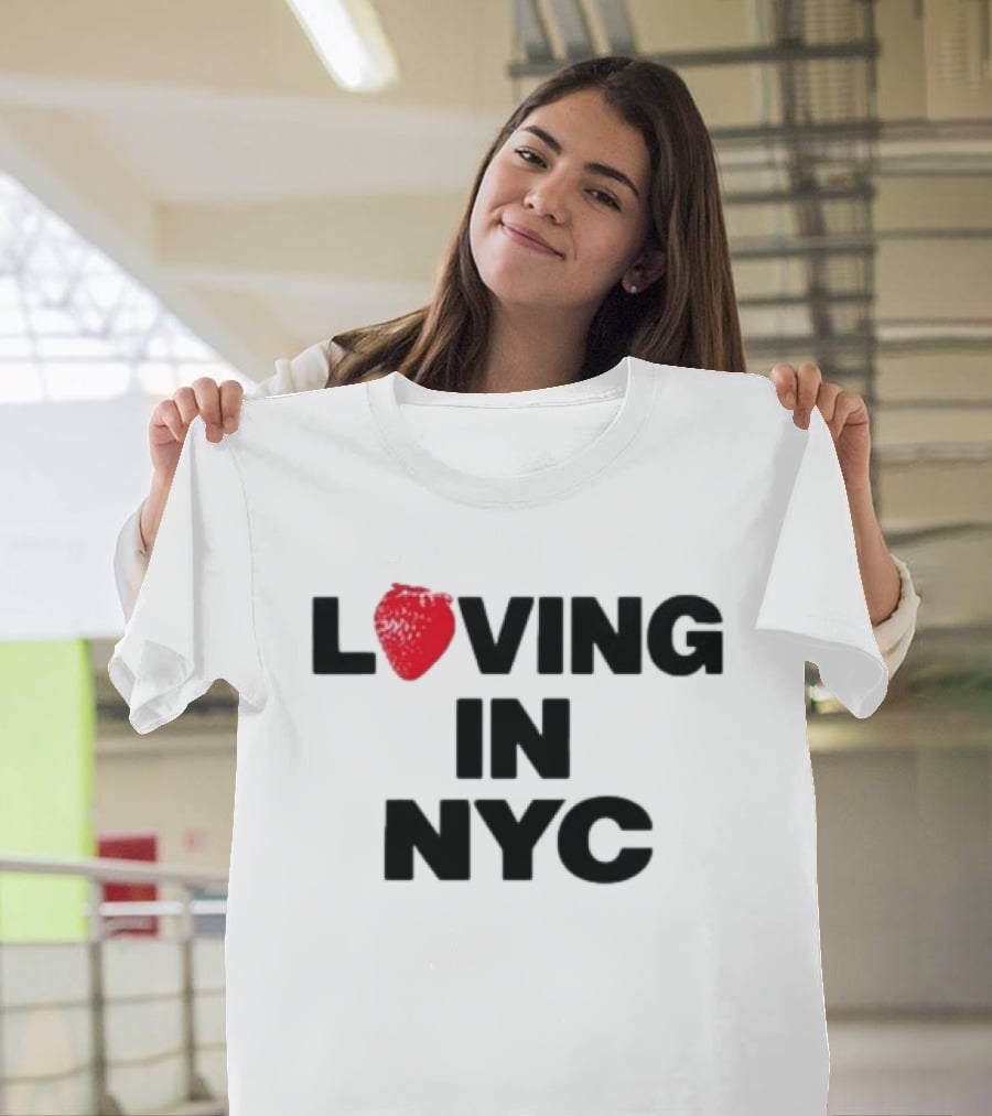 Olivia Dean Loving In NYC Tour 2026 Strawberry Heart Edition T-Shirt