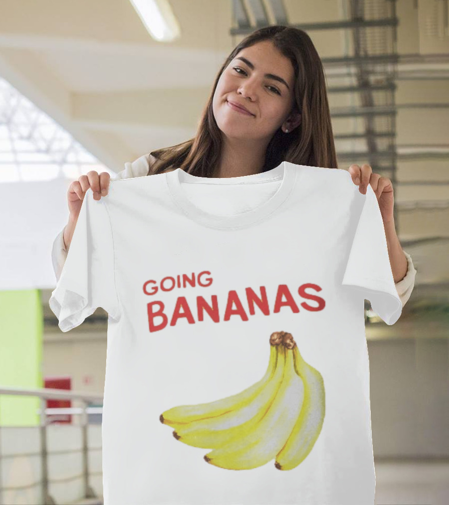 Going Bananas Funny Yellow Fruit Pun T-Shirt