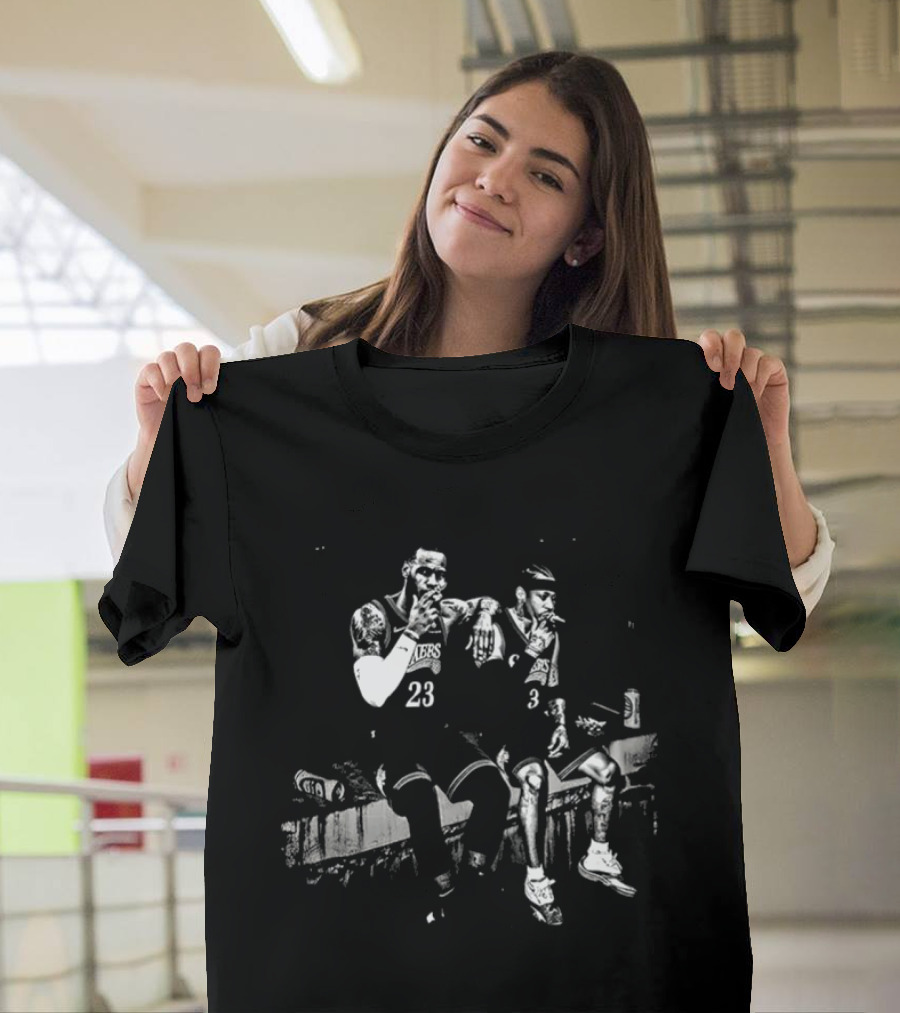 Allen Iverson LeBron James Meme Smoking Beer Bench Basketball Duo T-Shirt