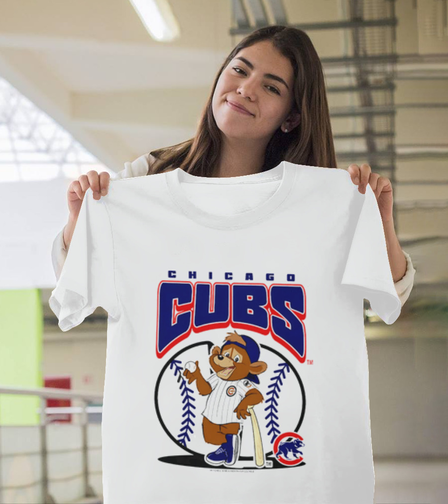 Chicago Cubs MLB 2026 Mania Bear Character Baseball Bat T-Shirt