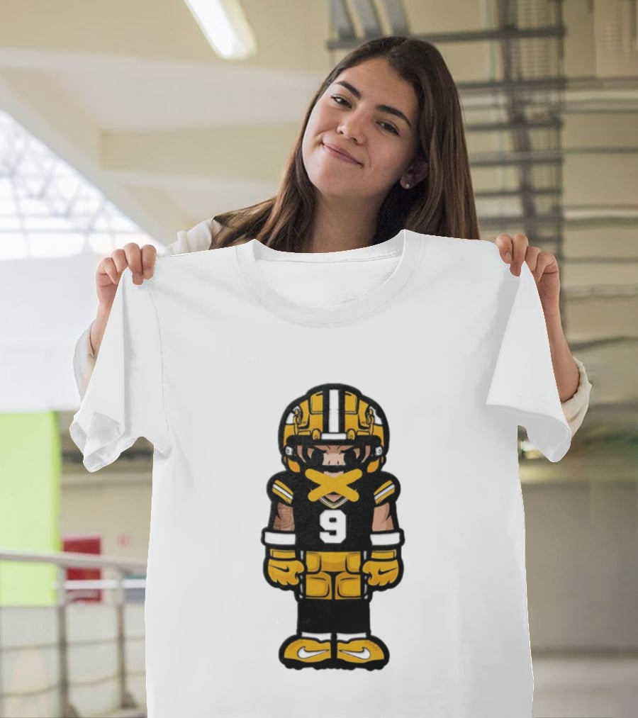 Christian Watson No 9 Chibi Green Bay Packers Football Player T-Shirt