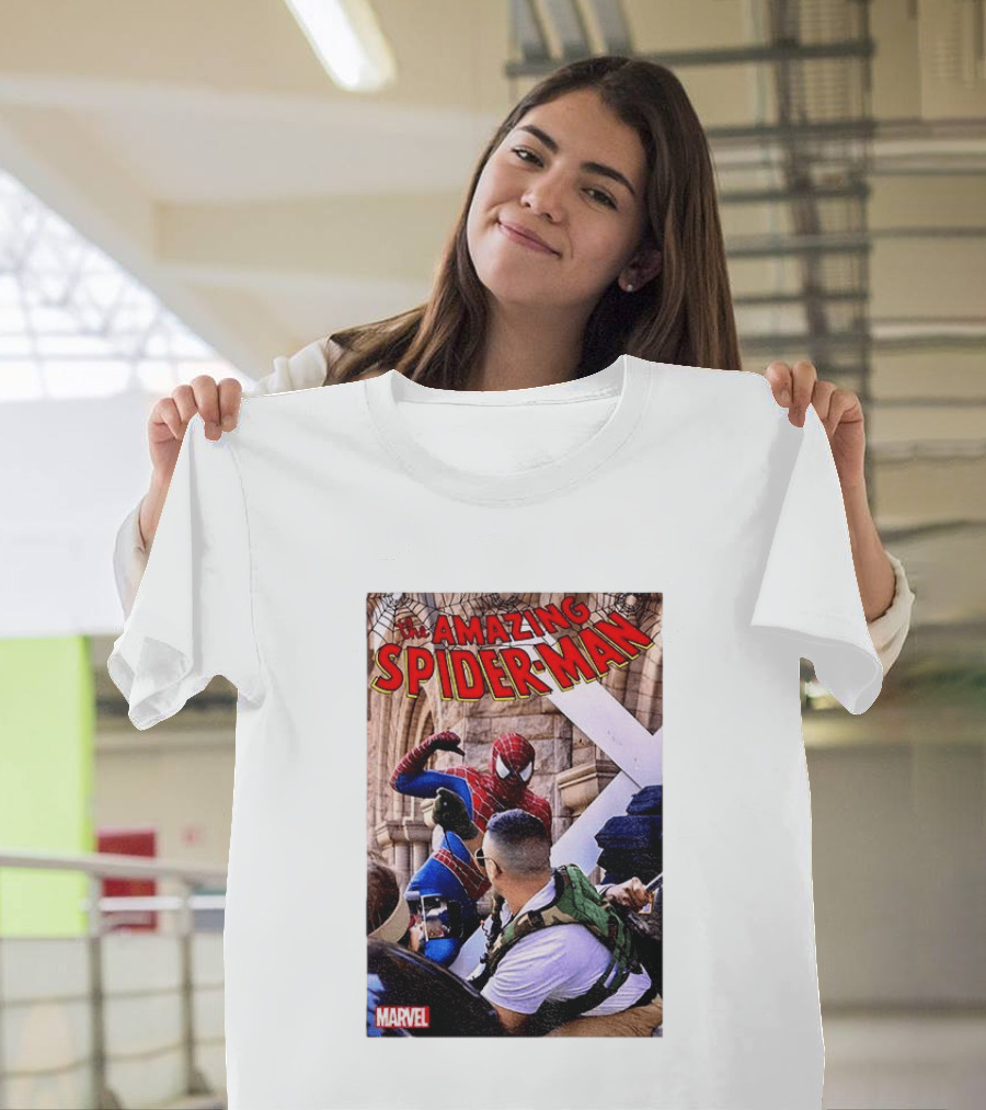 The Amazing Spider Man Marvel Comic Scene T-Shirt