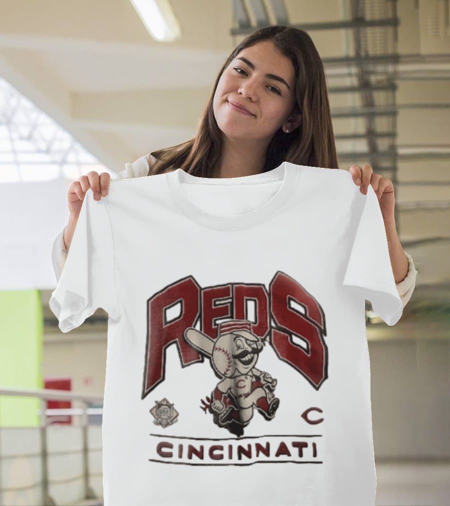 Cincinnati Reds Cartoon Running Bat Mascot Vintage MLB Fan Gear T-Shirt