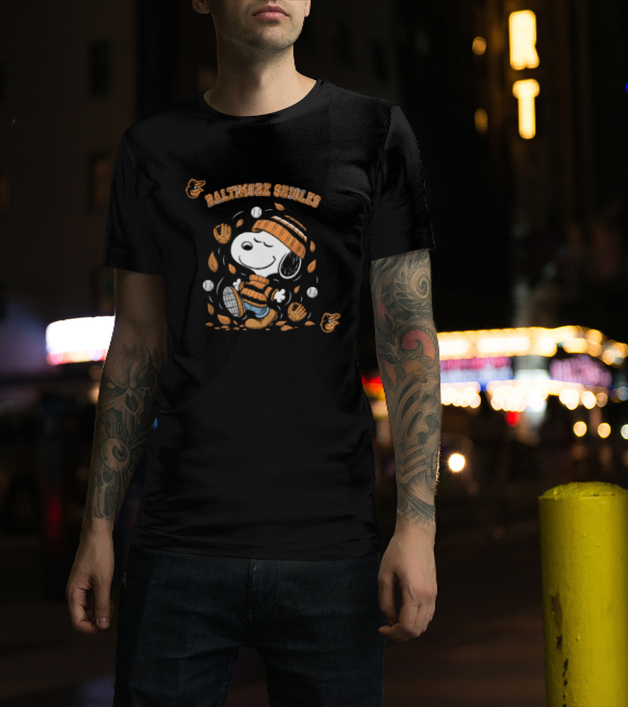 Baltimore Orioles Snoopy Beanie Mitts Falling Leaves Baseballs T-Shirt