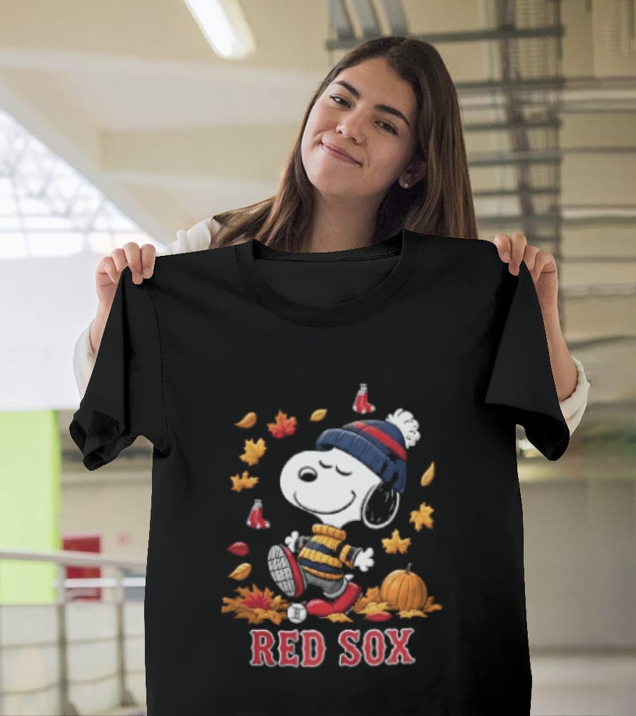 Boston Red Sox Snoopy Walking With Autumn Leaves And Pumpkin T-Shirt