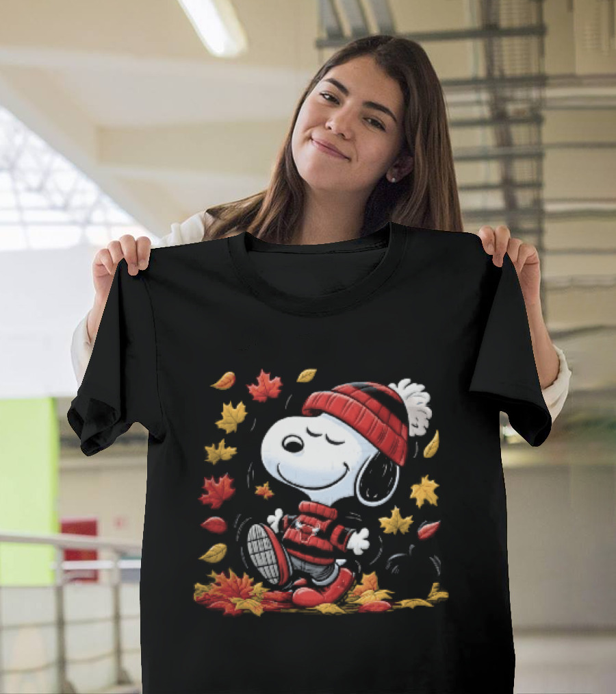 Chicago Bulls NBA Snoopy Dancing Autumn Leaves Pumpkin Cartoon T-Shirt