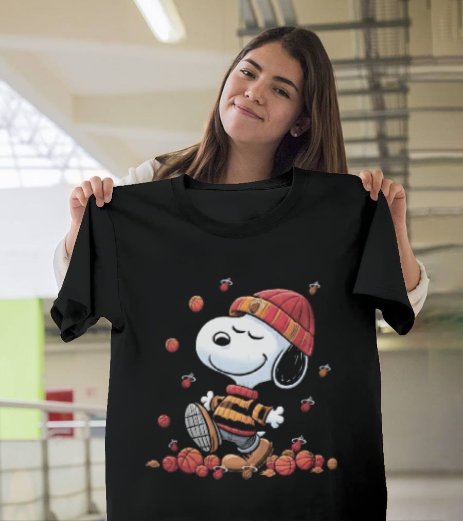Miami Heat NBA Snoopy Walking Beanie Striped Flaming Basketballs Black T-Shirt