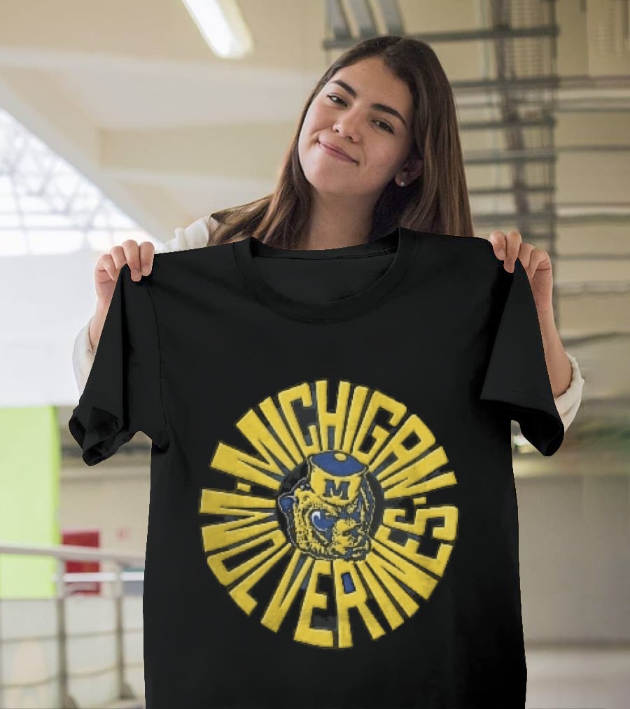 Michigan Wolverines NCAA Sailor Cap Radial Vintage Look T-Shirt