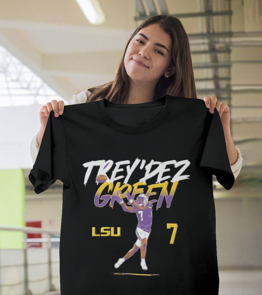 Trey'Dez Green No 7 LSU Tigers Football Catching Action T-Shirt