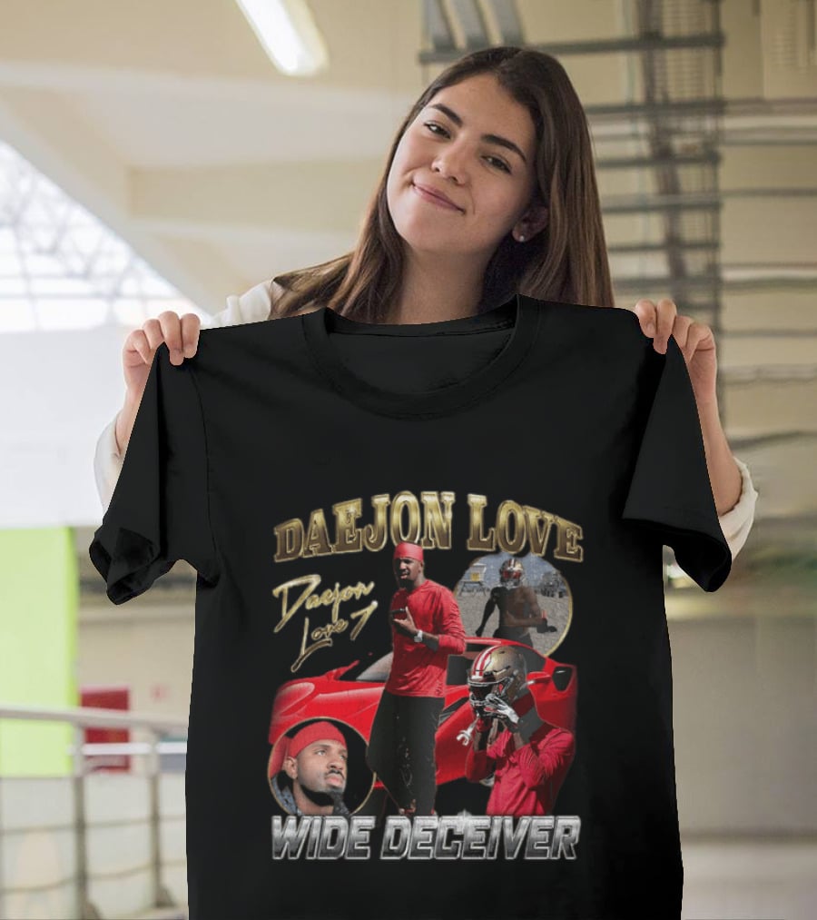 Daejon Love Wide Deceiver Red Car Helmet Bold Look T-Shirt